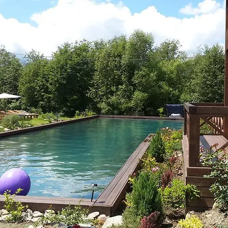 Gallery Of Mountains Holiday 야시냐