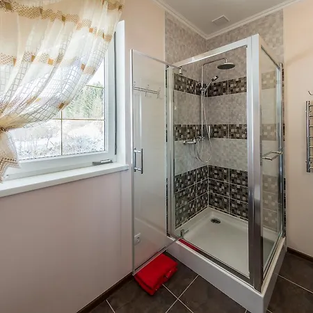 Gallery Of Mountains Holiday 야시냐